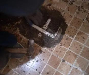 永登卫生间漏水维修公司为您分享下卫生间渗水如何处理及注意事项